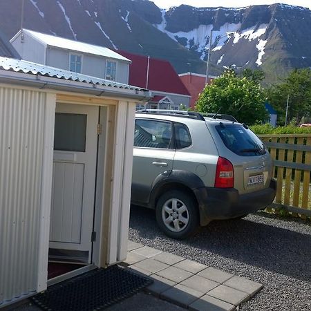 Comfortable Bungalow Ísafjörður Exteriör bild