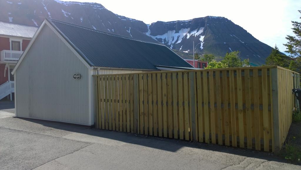 Comfortable Bungalow Ísafjörður Rum bild